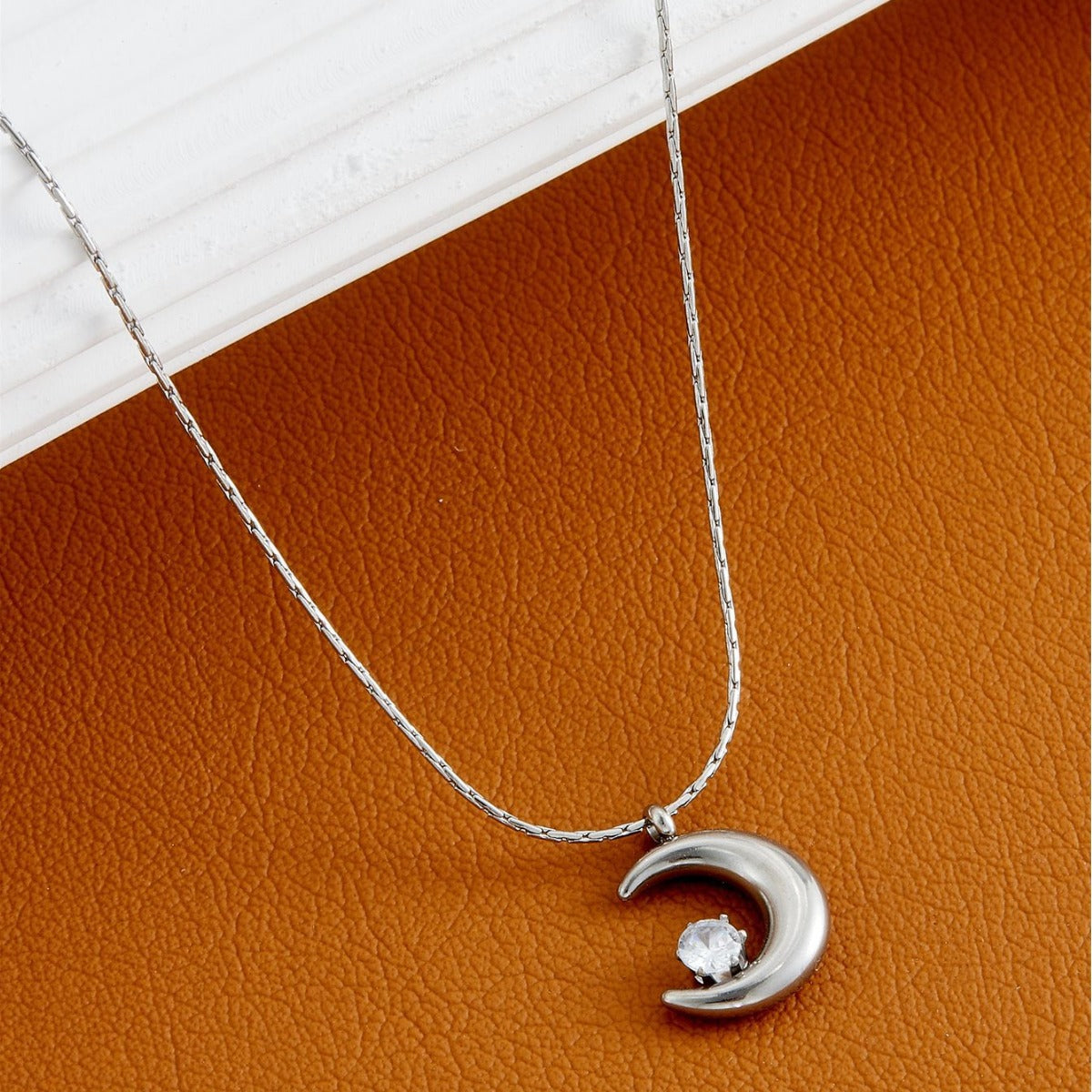 Crescent Moon Small Diamond Claw Necklace