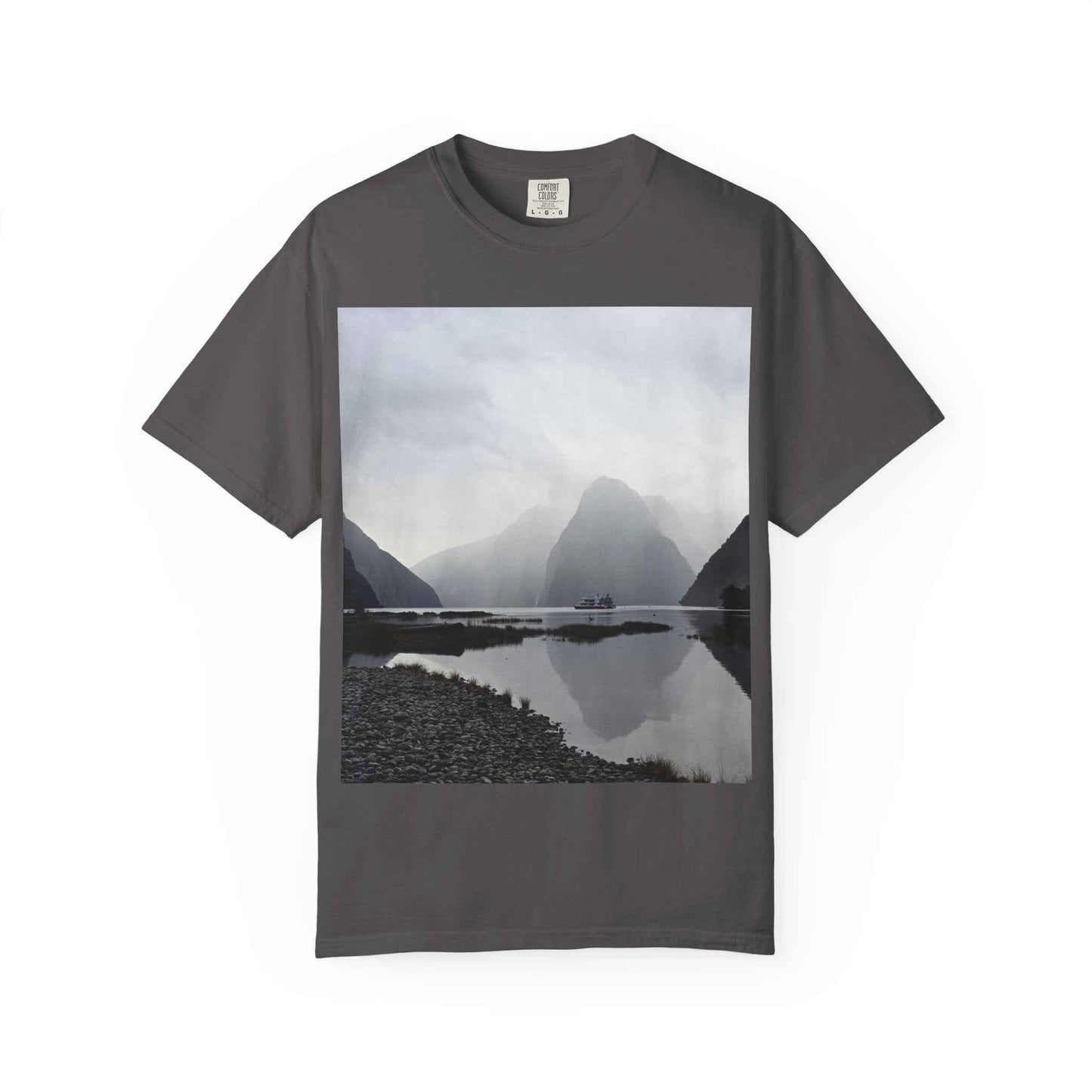 Milford Sound Tee Graphite